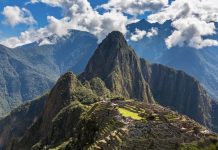 Perú trasladará los feriados a los viernes para impulsar el turismo y la productividad