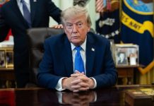Trump fija un arancel del 15 % al polisilicio, materia prima de paneles solares y chips