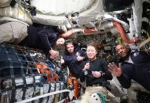 Donald Trump condecora con la Medalla de Honor Espacial a la tripulación histórica de Artemis II