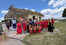 Entregan la primera vivienda modelo con diseño ancestral en la comunidad indígena Santa Cruz de Mapaurí