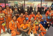 Llegan a Colombia los “Topos Aztecas” para apoyar labores de rescate tras el devastadør sismø de 7.4