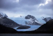 Intensa nevada deja más de 26.000 familias afectadâs y un fallecidø en Bolivia