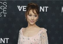 Ariana Grande logra avance clave en su demandä contra hackers por filtración de material inédito