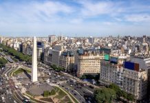 La Bolsa de Buenos Aires retrocede un 0,79 % presionada por el sector financiero