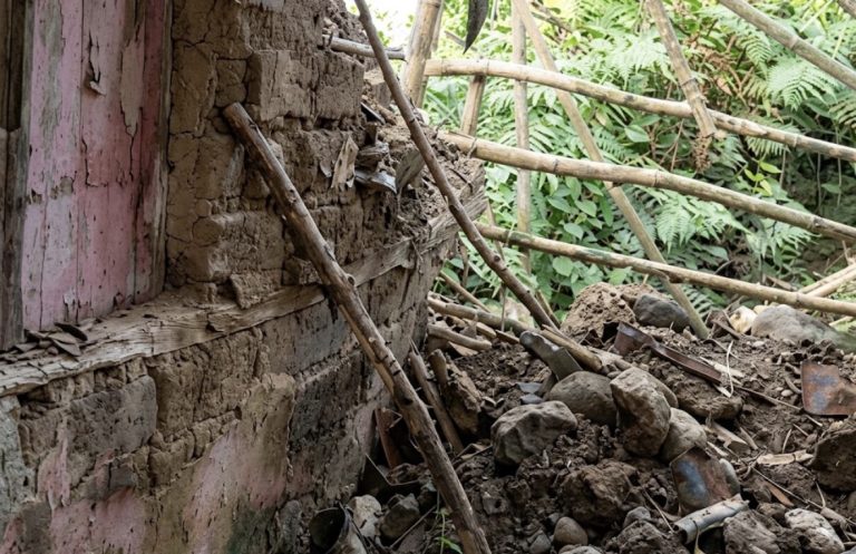 Familia en riesgø extremo tras colapso parcial de su vivienda por lluvias en Acarigua solicita ayuda urgente (+ Videos)