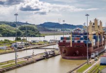 El Canal de Panamá flexibiliza su sistema de reservas ante la inminente restricción de tránsitos por la sequía