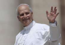 El papa León XIV pide la ayuda «de todos» para Nepal y el Tíbet tras la devastadorâ riada