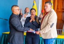 Juramentan a José Vidal como alcalde encargado del municipio Roscio para garantizar la continuidad de la gestión local (+ Fotos)