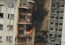 Bomberos de Caracas soføcan incëndiø estructural en apartamento cercano a la Plaza Candelaria