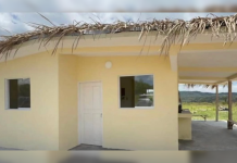 Entregan la primera vivienda modelo con diseño ancestral en la comunidad indígena Santa Cruz de Mapaurí
