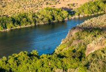 Turismo descontrolado destruye los ríos de Andalucía y pone en riesgo la vida de sus animales y plantas