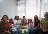 Entregan certificados de autoconstrucción a condominios y viviendas a familias damnificadäs en Los Teques