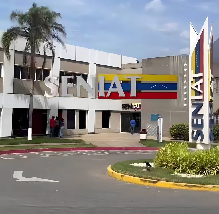 Seniat supervisa la reactivación e inspecciona los procesos aduaneros en el Puerto de La Guaira para agilizar la entrada de mercancías al país 