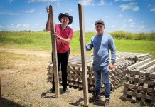Empresa estatal impulsa la producción de estantillos de concreto para optimizar el cercado agropecuario en Apure (+ Fotos)