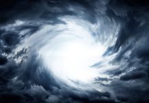 Tormenta tropical Edouard toca tierra en el sur de Estados Unidos y despliega alertäs por fuertës lluvias en Luisiana y Texas