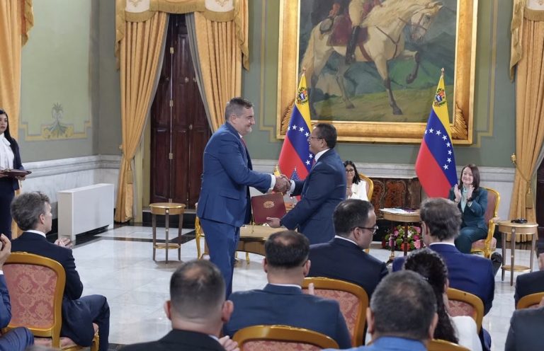 EE. UU. publica hoja informativa sobre acuerdos energéticos estratégicos suscritos con Venezuela (+ Detalles)