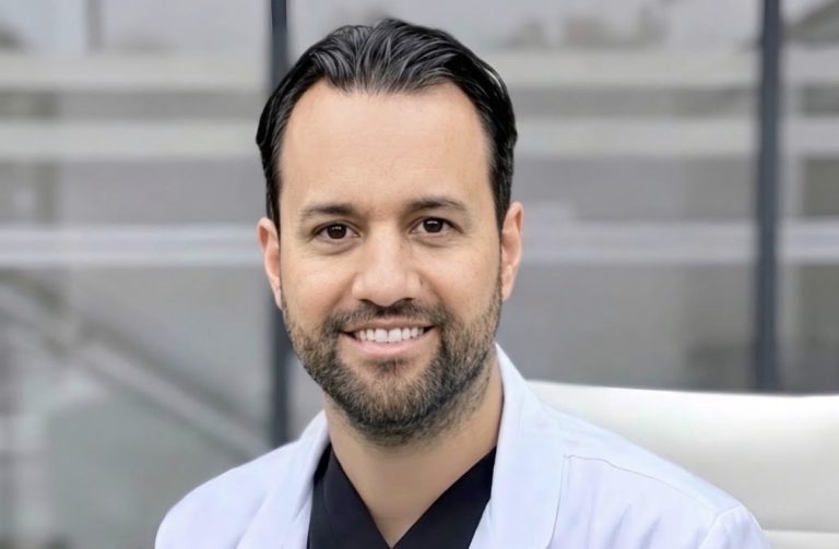 Orgullo venezolano: médico Efrén Bolívar Abreu es galardonado con el prestigioso Top Doctors Awards 2025 en Colombia (+ Fotos)