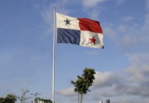 Gobierno de Panamá evaluará la contratación de médicos extranjeros ante la escasez de especialistas