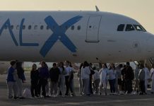 Arriban al Aeropuerto Internacional General José Antonio Anzoátegui dos nuevos vuelos con 379 connacionales repatriados desde EE. UU.