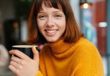Estudio revela que oler café recién preparado durante cinco minutos reduce la ansïedad y el ëstrés