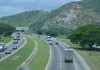 Atención conductores: La Autopista Regional del Centro tendrá restricciones viales este domingo por la instalación de una torre de transmisión