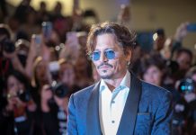 Johnny Depp debuta como escultor en la feria Contemporary Istanbul con la presentación de «The Bunnyman»