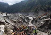 Aumentan a 1.384 los muertos y más de 5.500 los desaparecidos por las devastadorâs riadas en el Himalaya