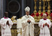 Papa León XIV se reúne en privado con víctïmas de abüsos e insta a la Iglesia a garantizar que estos hechos jamás se repitan