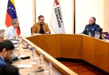 Ministro Yván Gil coordina con directivos de CANTV y Movilnet planes de expansión para la red nacional