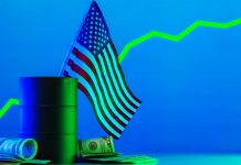 Estados Unidos evalúa medidas de emergenciä para incrementar su capacidad de refinación petrolera ante el alza de precios del crudo