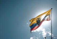Gobierno de Ecuador decreta toque de queda nocturno en cuatro provincias del litoral