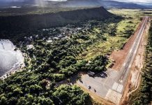 Avanza agenda de servicios en Canaima con la rehabilitación integral de su pista de aterrizaje