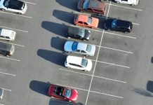 En Japón, los trabajadores que llegan temprano estacionan más lejos para facilitar el ingreso de sus compañeros