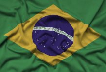 Flávio Bolsonaro supera a Lula por primera vez en proyección de segunda vuelta, según encuesta
