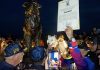 Rinden homenaje a Tsunami, héroe canino de rescate, con monumento en Maracaibo