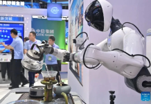 La 23.ª Exposición China-ASEAN reúne a más de 3.400 empresas con lo último en inteligencia artificial y robótica