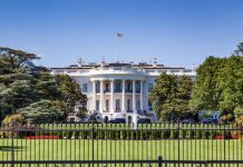 La Casa Blanca veta a CNN del Air Force One en un nuevo enfrentamientø con la prensa