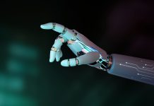 Egipto presenta su primer robot industrial de fabricación nacional con 80 % de componentes locales