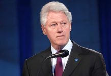 Bill Clinton expresa su preocupación por el rumbo de EE. UU. y advierte riesgøs para la libertad de expresión