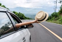 Viajar en carretera: qué debes revisar en la póliza de tu seguro de auto antes de salir de viaje