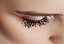 Estudio revela la presencia de ácaros microscópicos en el 96% de las mujeres con extensiones de pestañas
