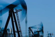 Egipto plantea aumentar su producción de petróleo para impulsar el sector energético y la economía