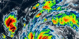 Huracân Simón se fortalece rumbo a México y podría alcanzar categoría 3 o 4 antes de tocar tierra