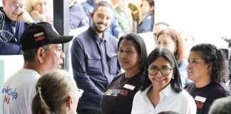 Presidenta Delcy Rodríguez inspecciona Base de Misiones en la Comuna Villa Zoila de la Cota 905 previo a la Consulta Popular (+ Fotos)
