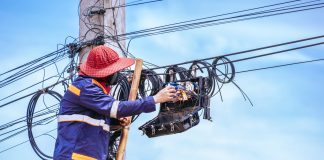 Cortes eléctricos de hasta 72 horas semanales afectân severamentë la producción de alimentos en Ecuador