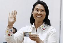 Nuevo sondeo refleja un descensø en la aprobación de la presidenta de Perú en medio del conflictø político con la oposición
