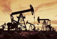 Precio del petróleo se disparâ a su nivel más alto ante incertidumbre sobre el suministro global