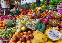 Descubre las verdaderas propiedades de las frutas tropicales y su impacto en la salud según la ciencia