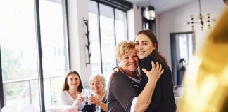 ¡A dejar atrás los prejuicios! Este 26 de octubre se celebra el Día Mundial de la Suegra