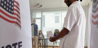 Registran masiva participación en la votación anticipada para las elecciones de mitad de mandato en Estados Unidos